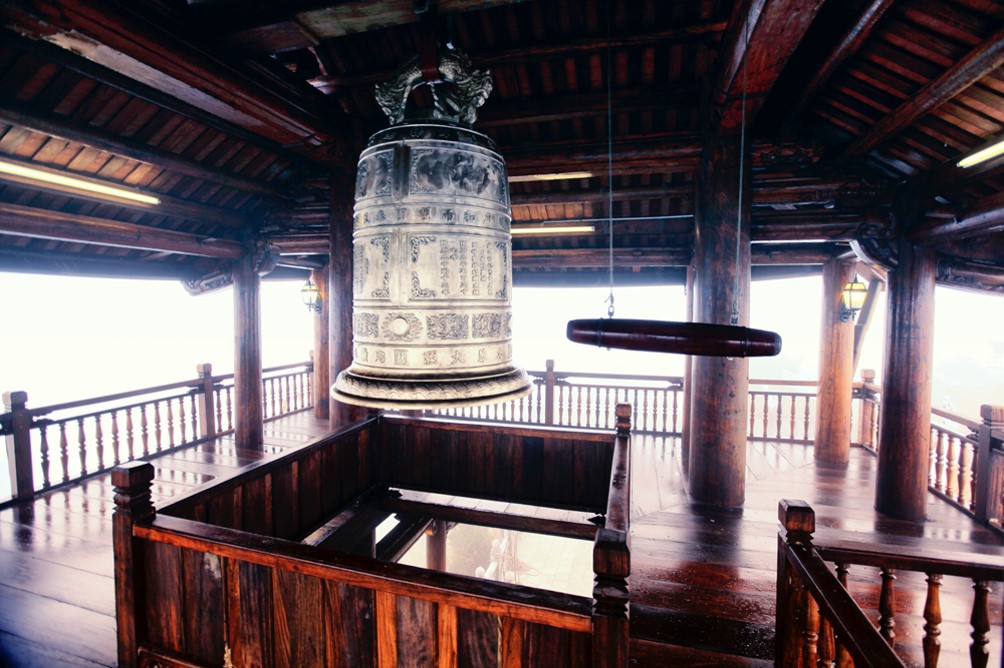 Lầu Chuông - Tour Bà Nà Hills 1 ngày